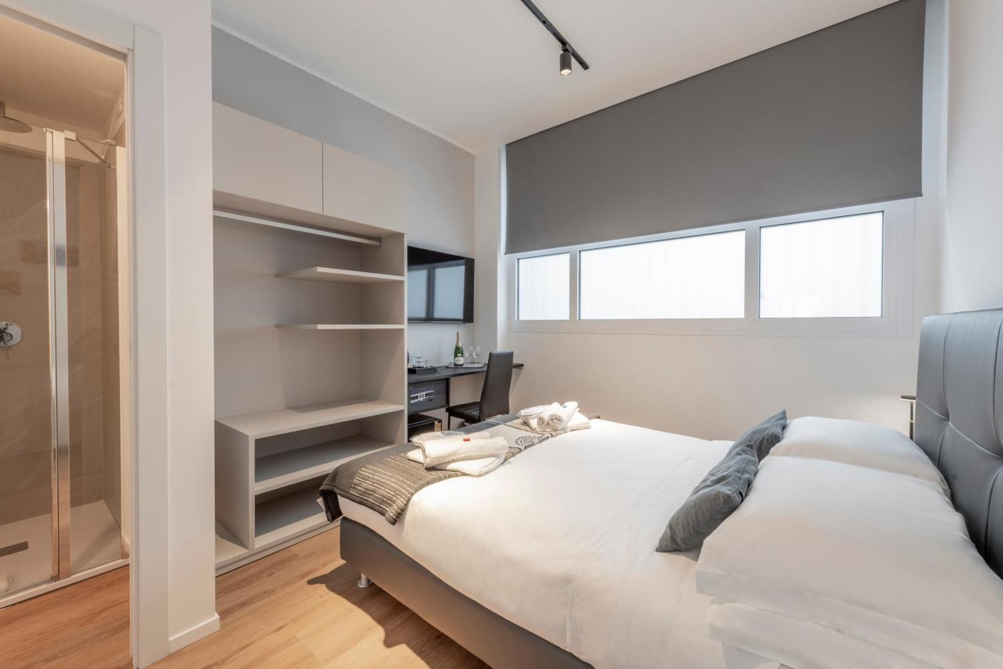 Bnbutler - Inbrera Suites - Giulianova, 1 Милано Екстериор снимка