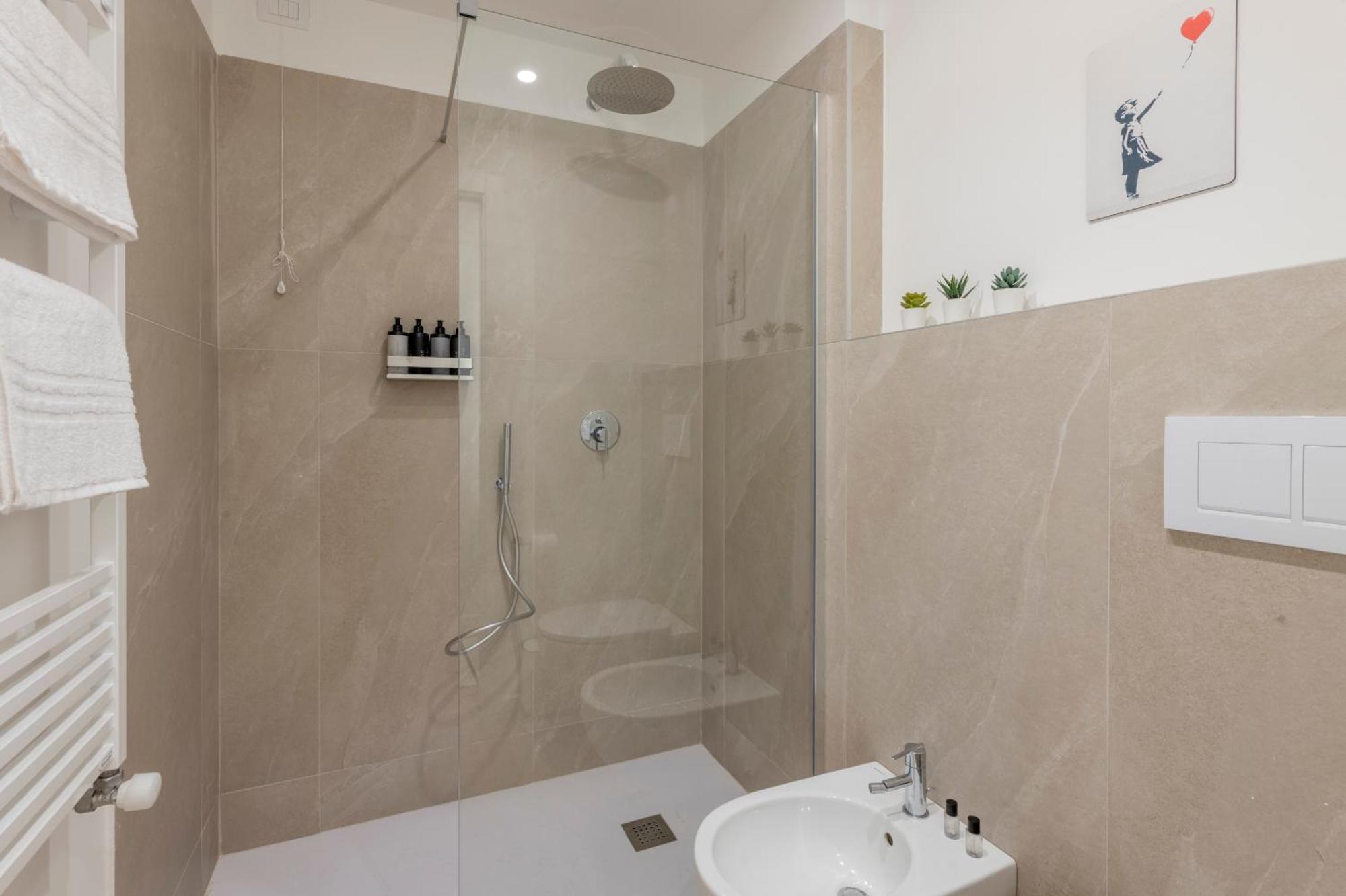 Bnbutler - Inbrera Suites - Giulianova, 1 Милано Екстериор снимка